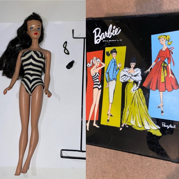 Barbie Other - Vintage #4 Ponytail Barbie Brunette Blue Eyes 850 Vinyl Carry Case Swimsuit Lot